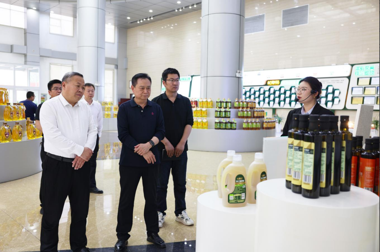 惠民農(nóng)投集團來山東三星集團學習考察